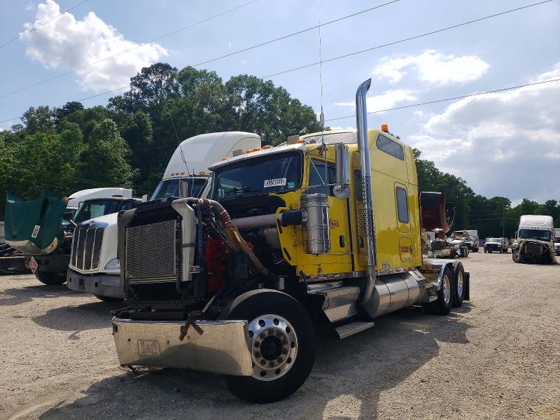 2006 Kenworth Construction W900