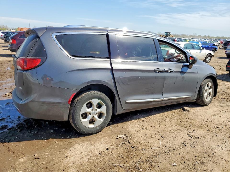 2017 Chrysler Pacifica Touring l Plus