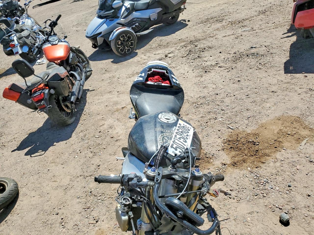 2001 Yamaha YZFR1
