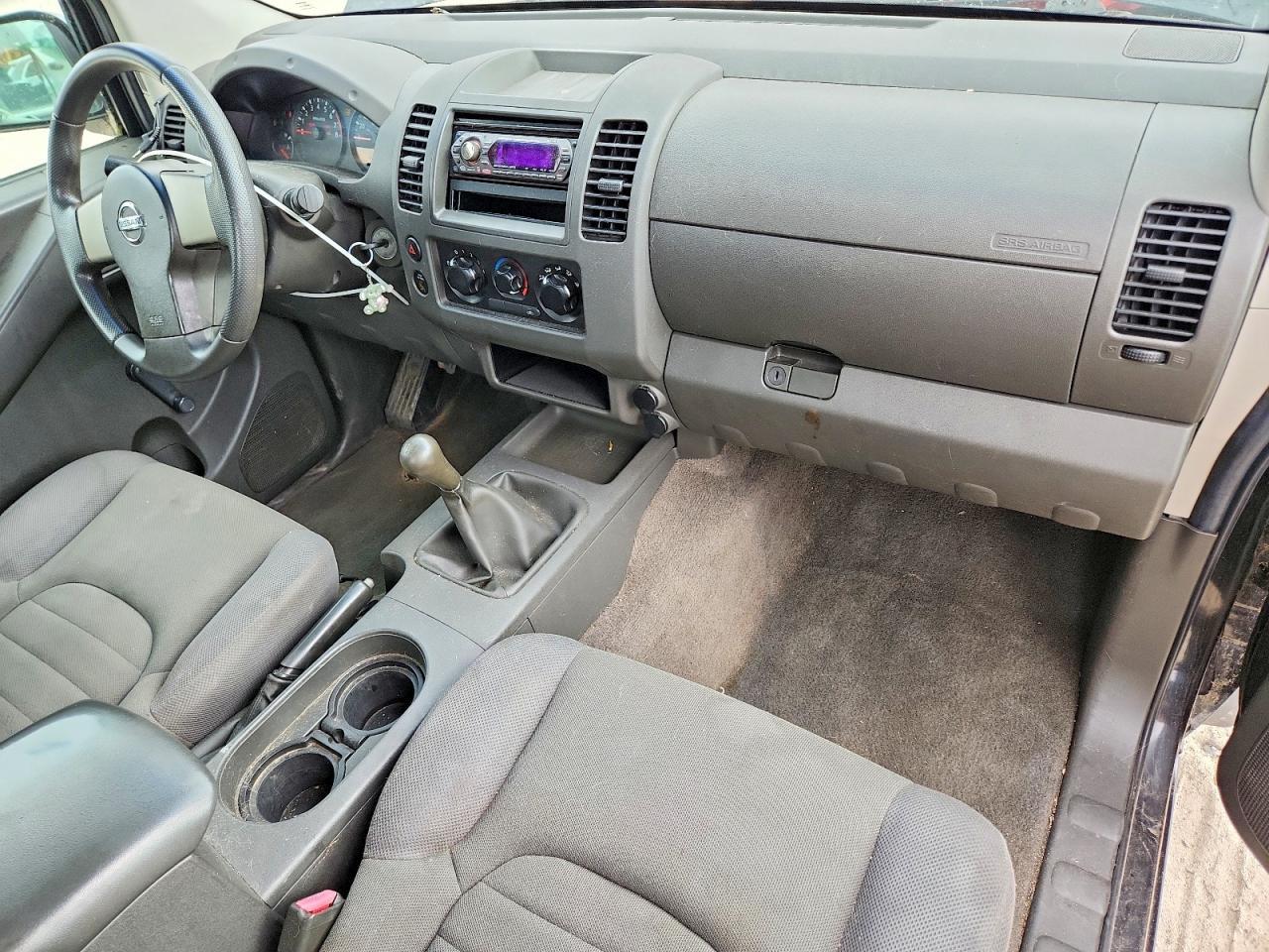 2006 Nissan Frontier XE