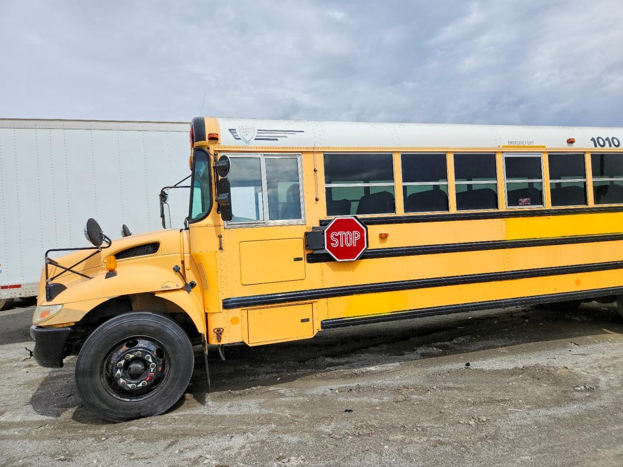 2010 Ic Corporation CE Series School-School Bus