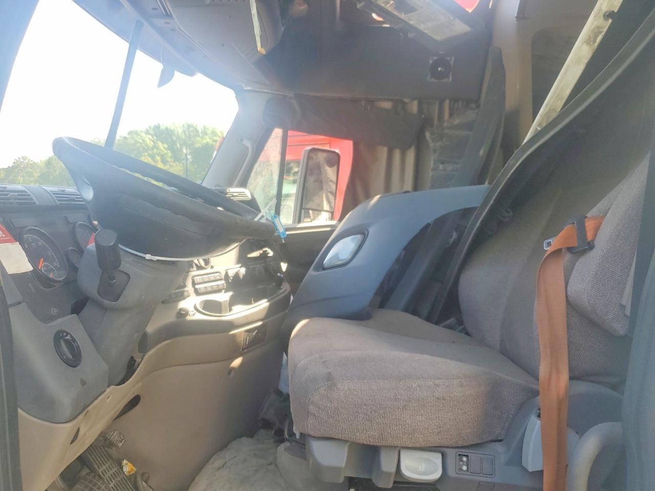 2020 Freigliner 2020 Freightliner Cascadia 125 Semi Truck