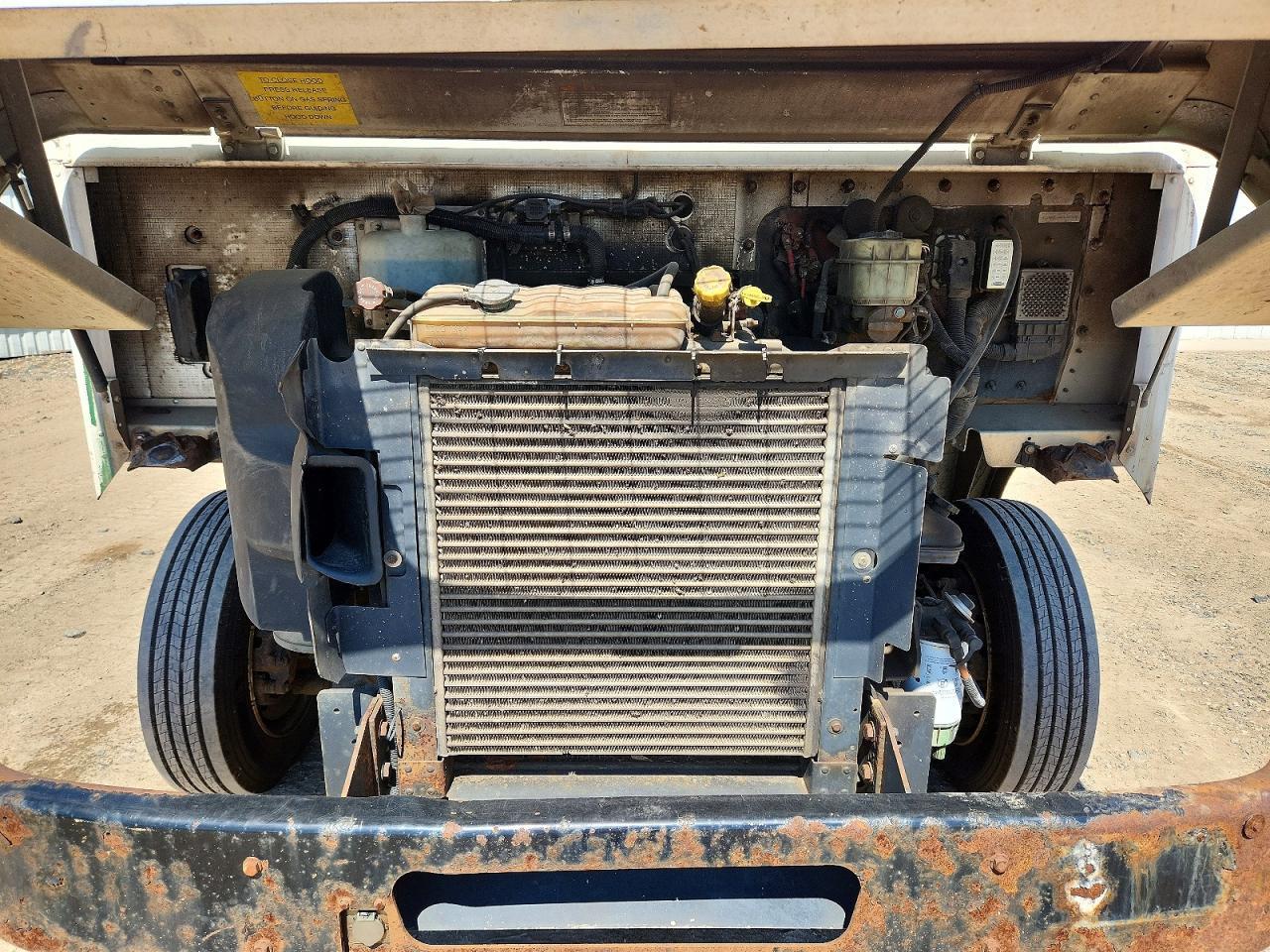 2010 Freightliner MT45G Chassis Delivery Truck