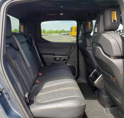 2022 Rivian R1T Adventure