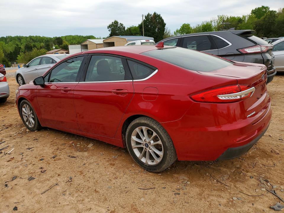 2020 Ford Fusion se