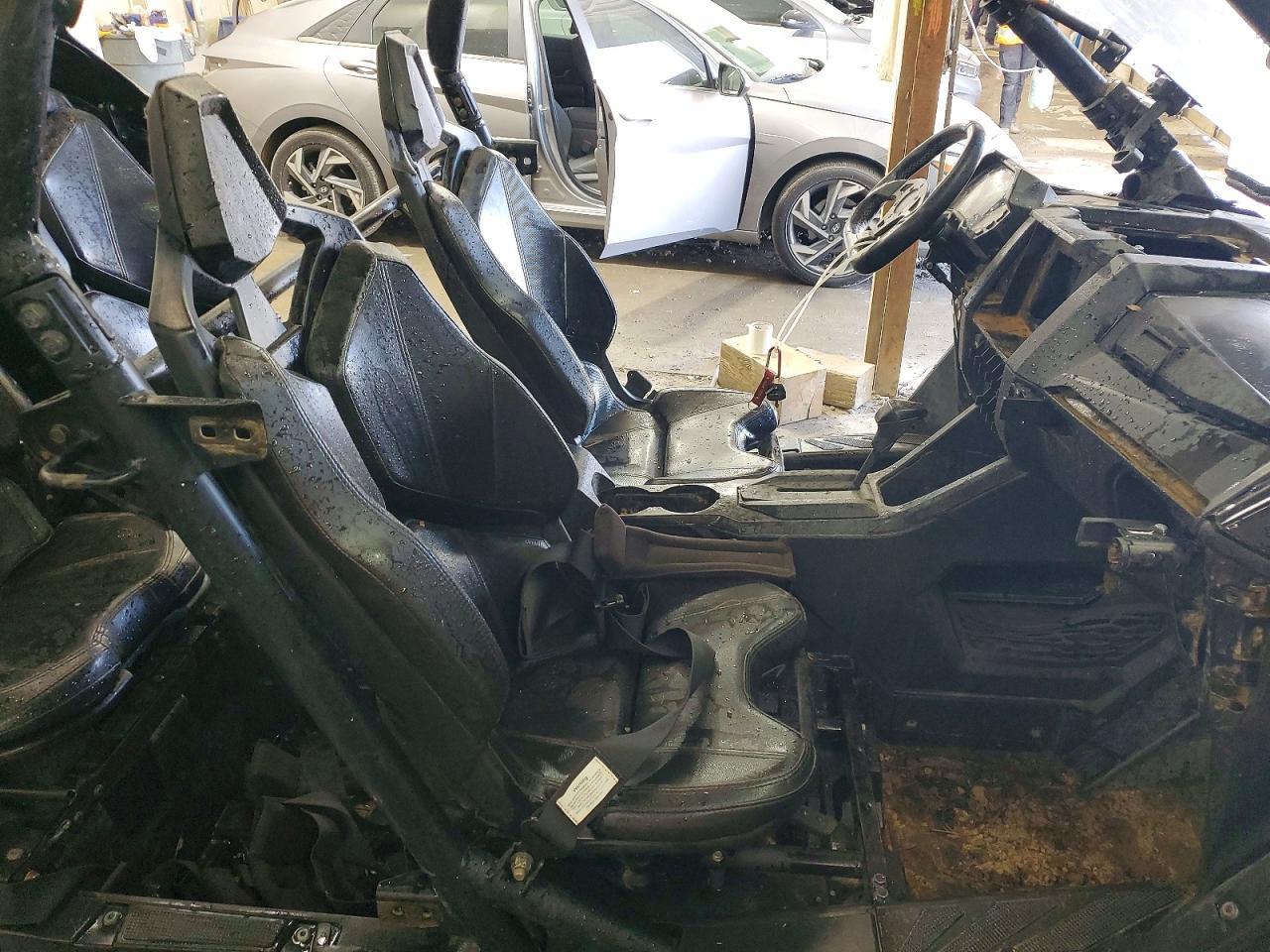 2022 Polaris Utility Vehicle