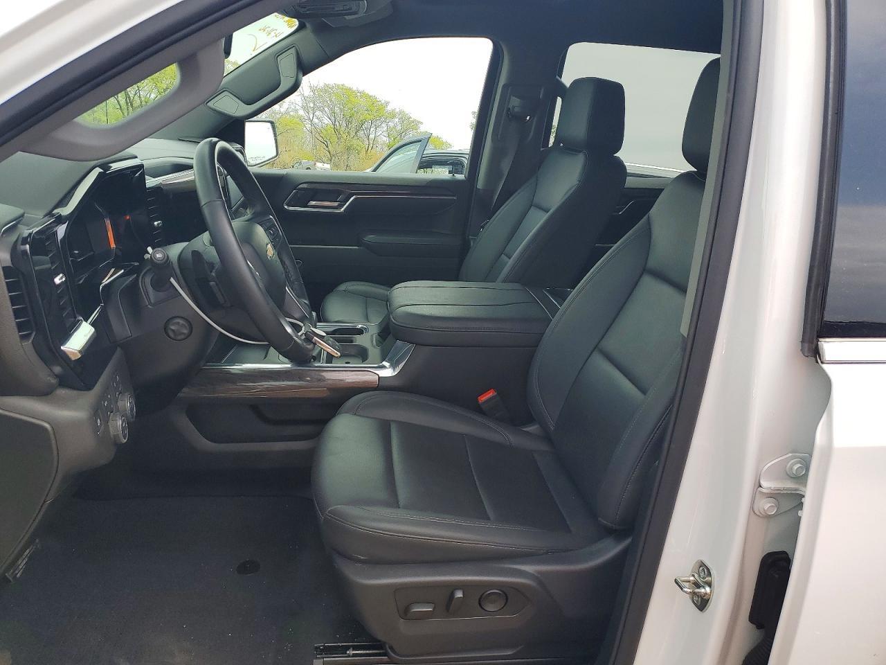 2025 Chevrolet Silverado K1500 LTZ