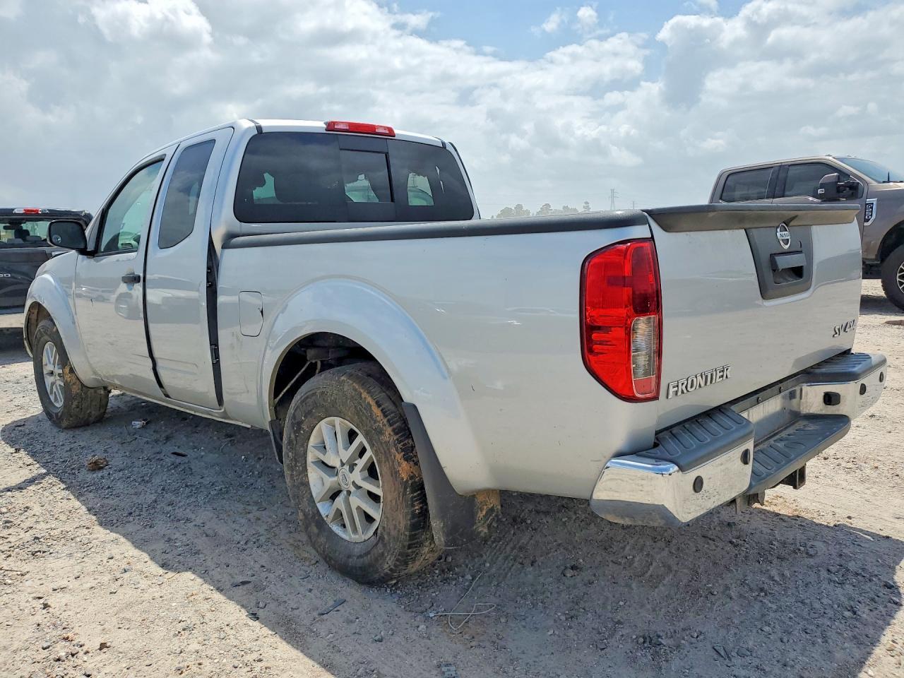 2020 Nissan Frontier SV