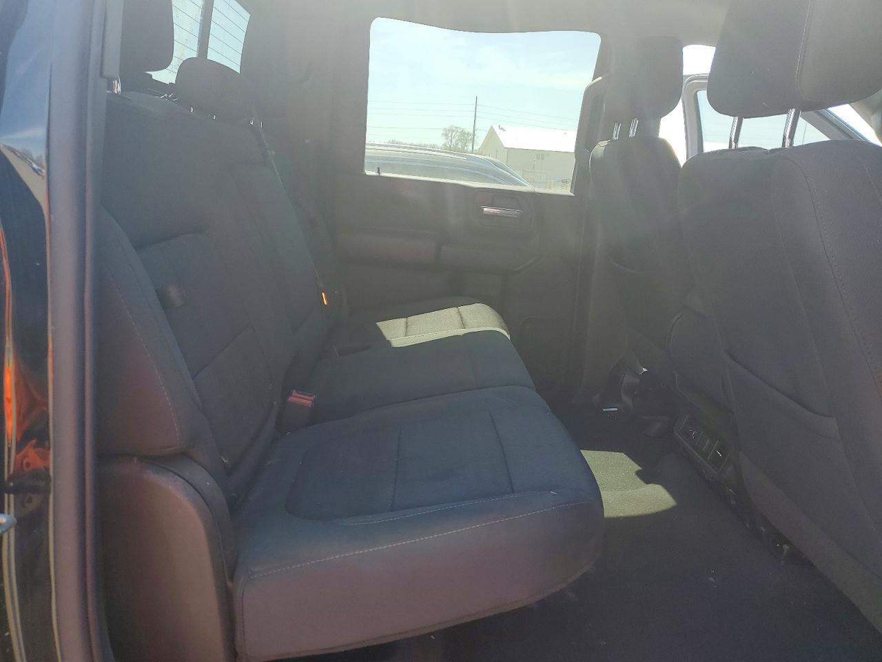 2023 Chevrolet Silverado K3500 LT