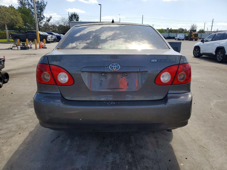 2005 Toyota Corolla ce