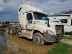 2012 Freightliner Cascadia Semi Truck