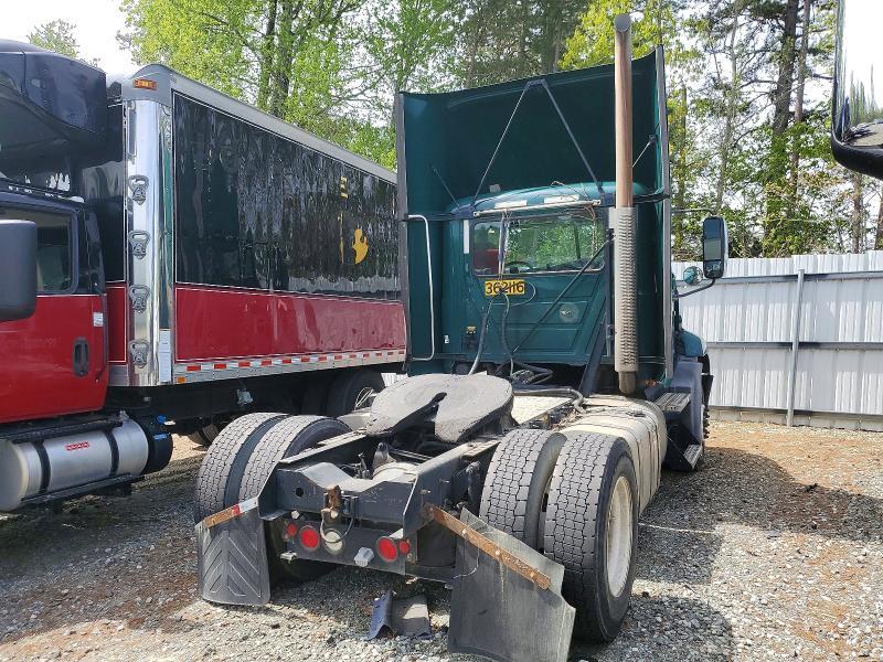 2017 Mack CXU613 Semi Truck
