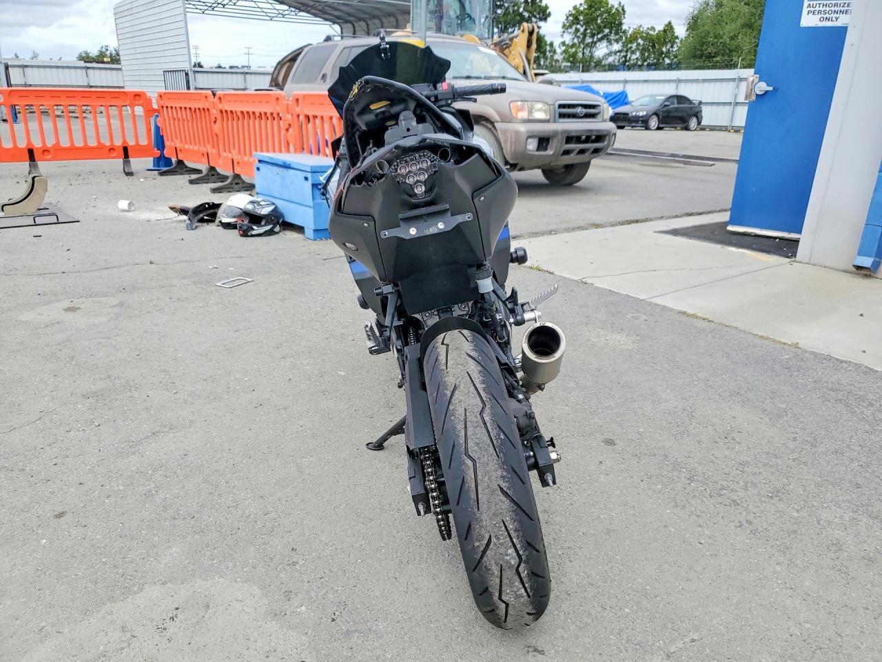 2025 Kawasaki EX500