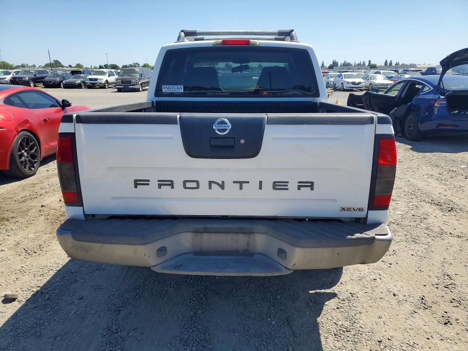 2004 Nissan Frontier Crew Cab XE V6
