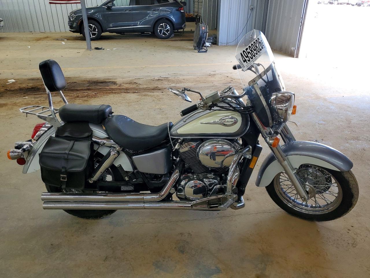 2001 Honda VT750 CD2