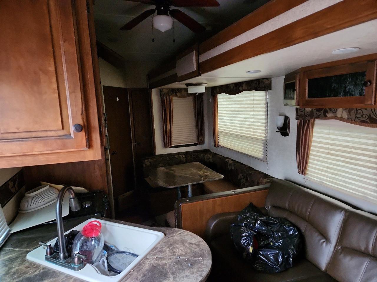 2015 Keystone 2015 Keystone Sprinter Camper