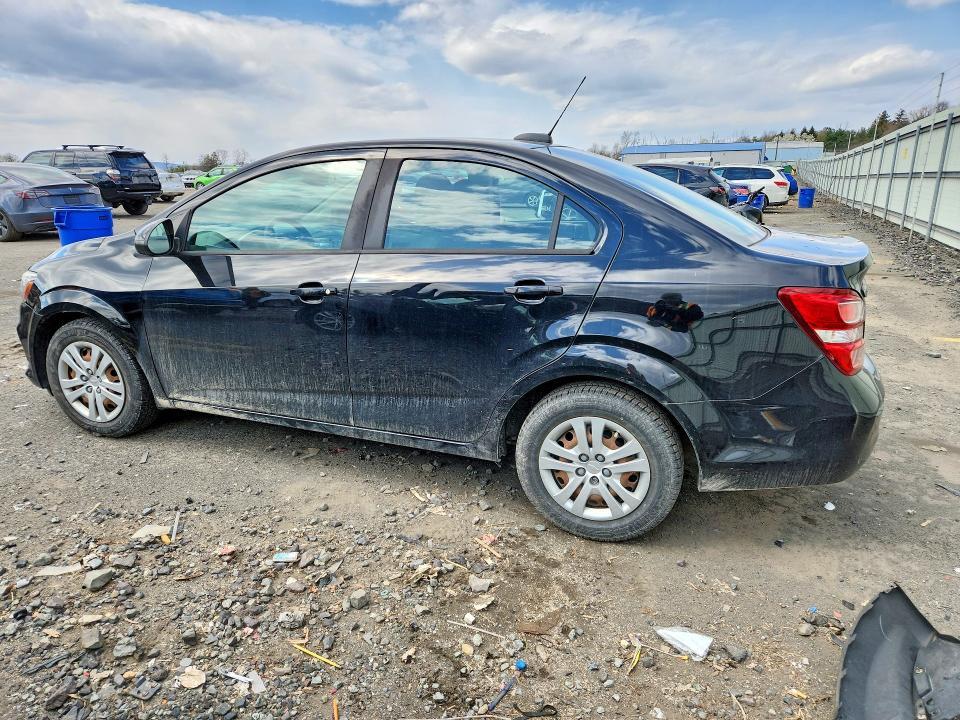 2017 Chevrolet Sonic ls