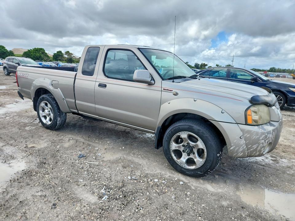 2001 Nissan Frontier sc