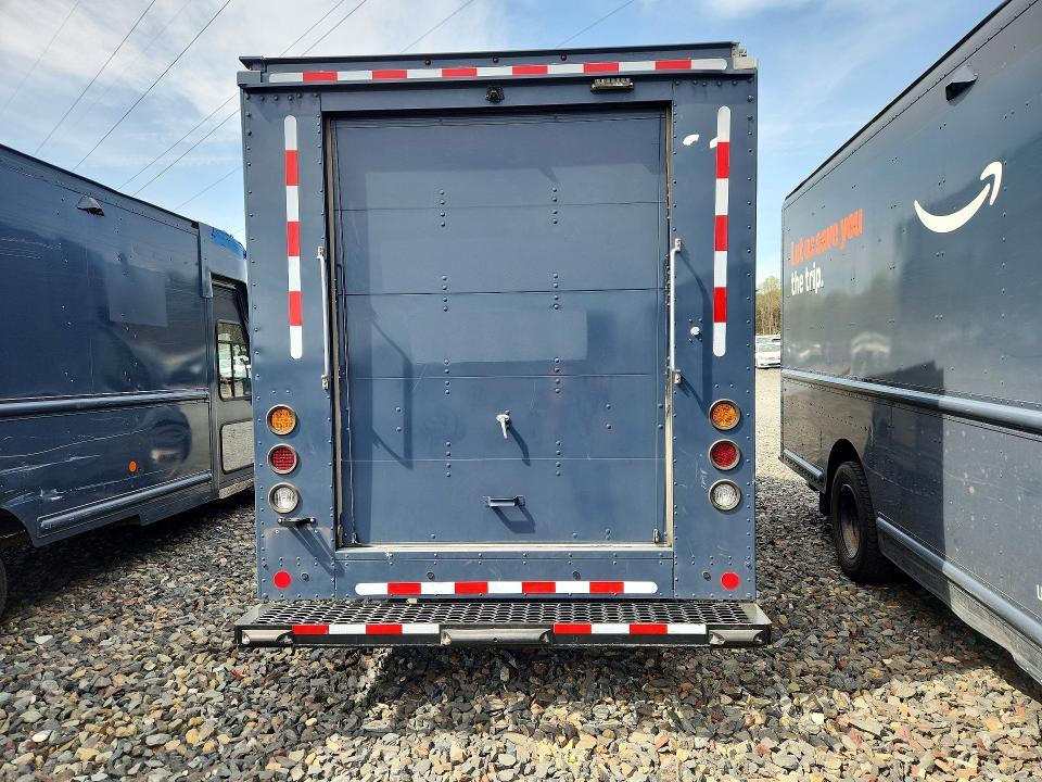 2021 Ford Transit Delivery Truck
