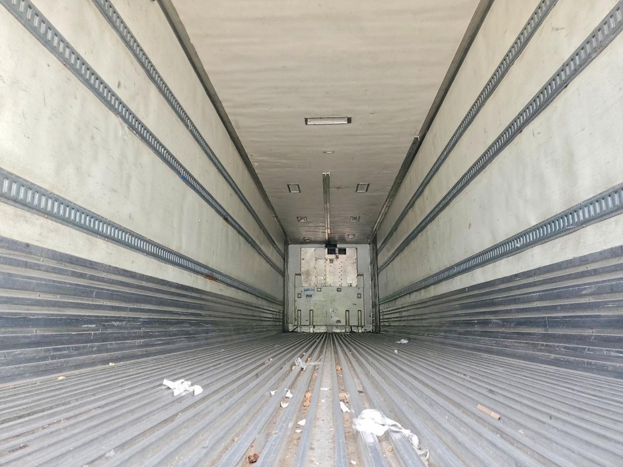 2009 Utility VS2RA Refrigerated Van Trailer
