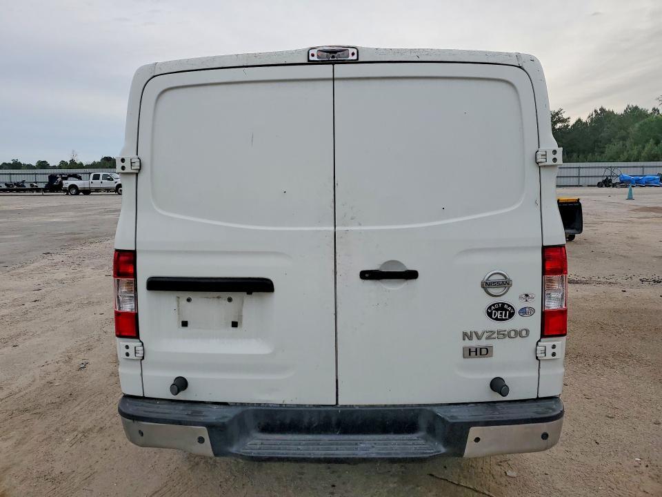 2014 Nissan NV 2500 HD S