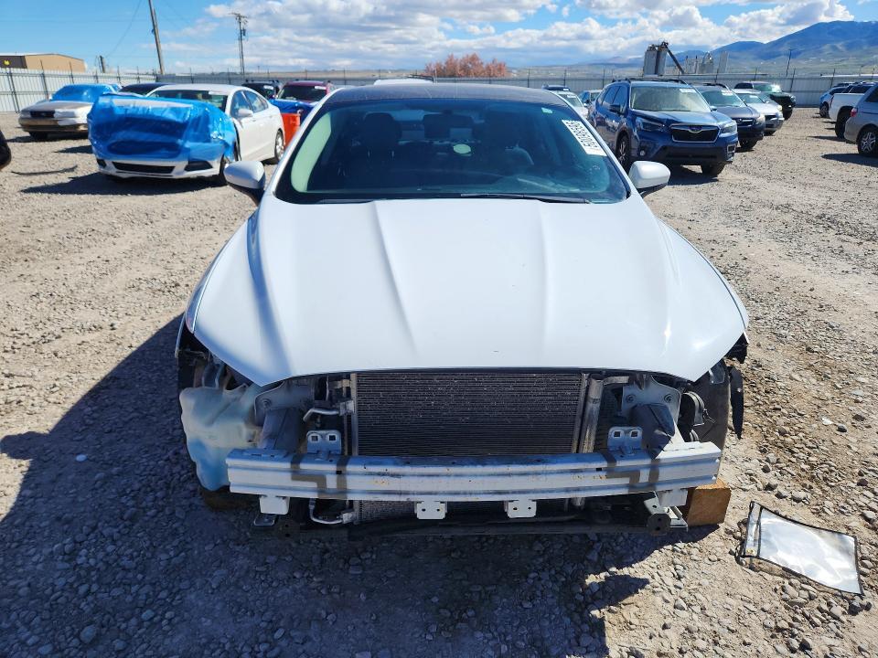 2013 Ford Fusion s