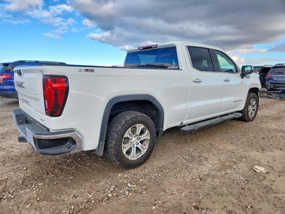 2023 GMC Sierra K1500 SLT