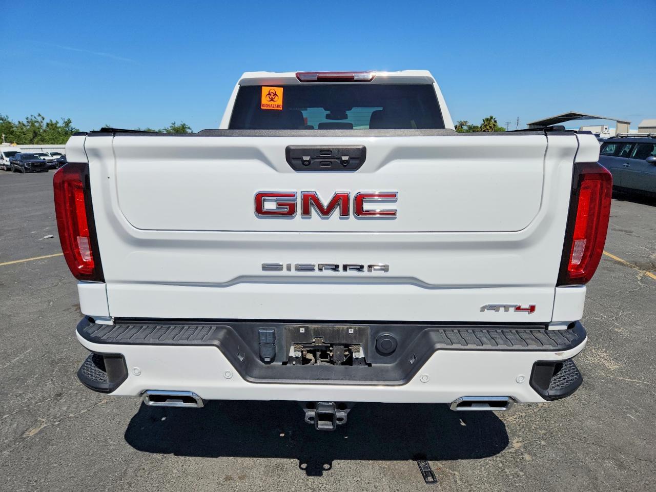 2023 GMC Sierra K1500 AT4