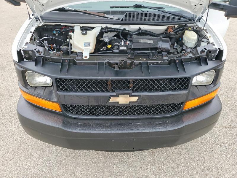 2014 Chev Express Cutaway