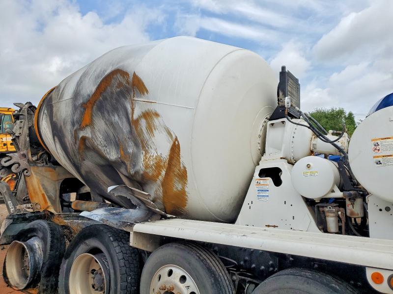 2023 Freigliner 2023 Freightliner 114SD Ready MIX Truck