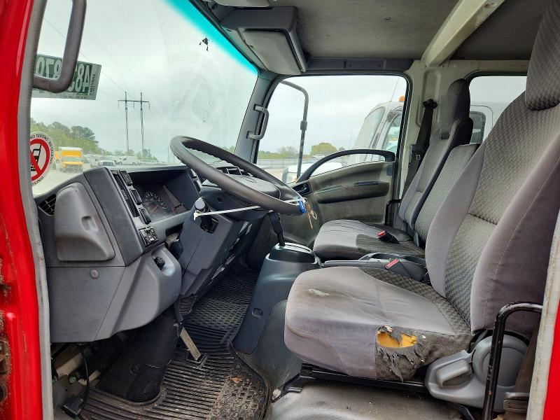 2009 Isuzu NPR BOX Truck