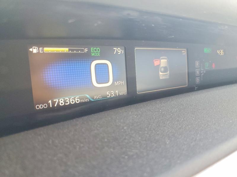 2016 Toyota Prius Three