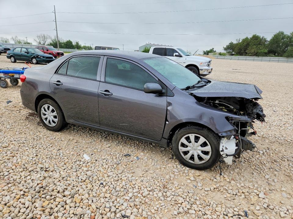 2013 Toyota Corolla l