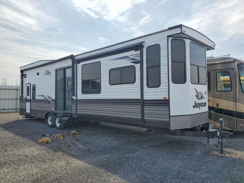 2023 Jayco JAYFL40RBS-Camper