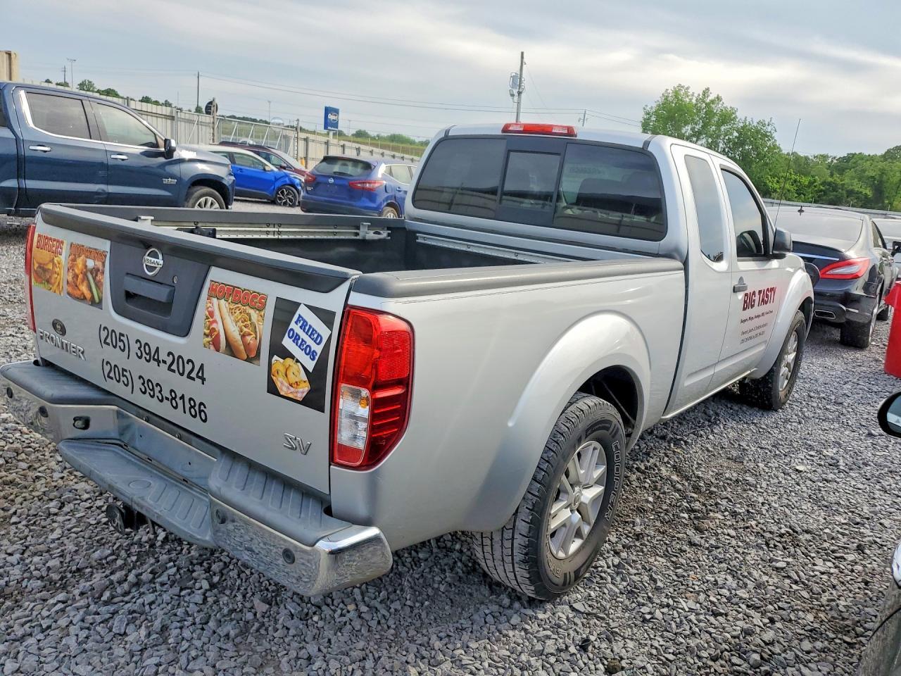2014 Nissan Frontier SV V6
