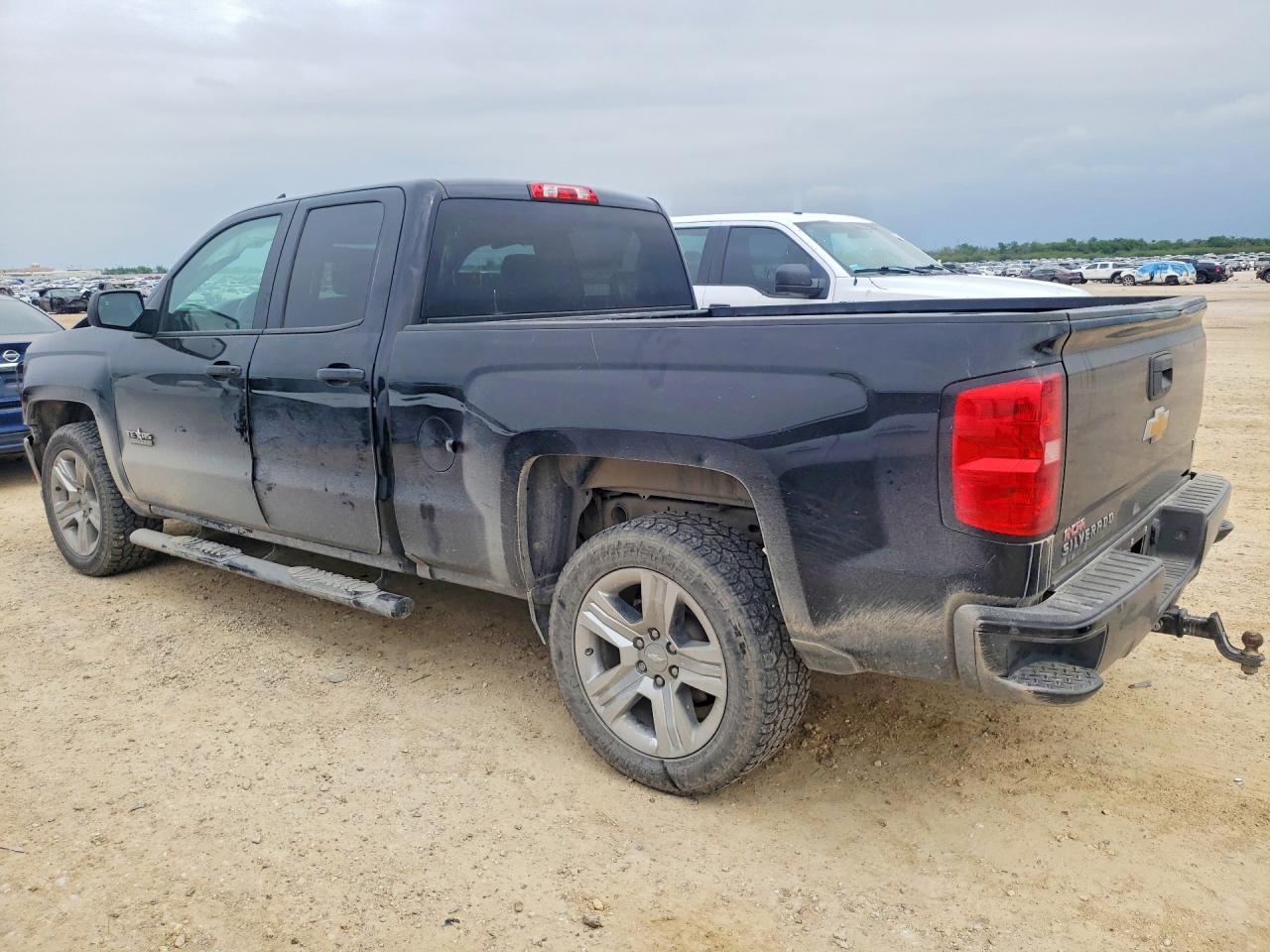 2018 Chevrolet Silverado C1500 Custom