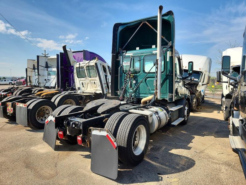 2021 Freigliner 2021 Freightliner Cascadia 116 Semi Truck