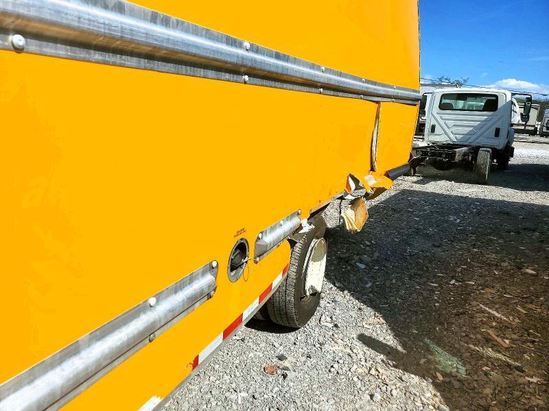 2023 GMC Savana BOX Truck