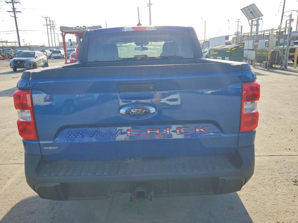 2023 Ford Maverick XL