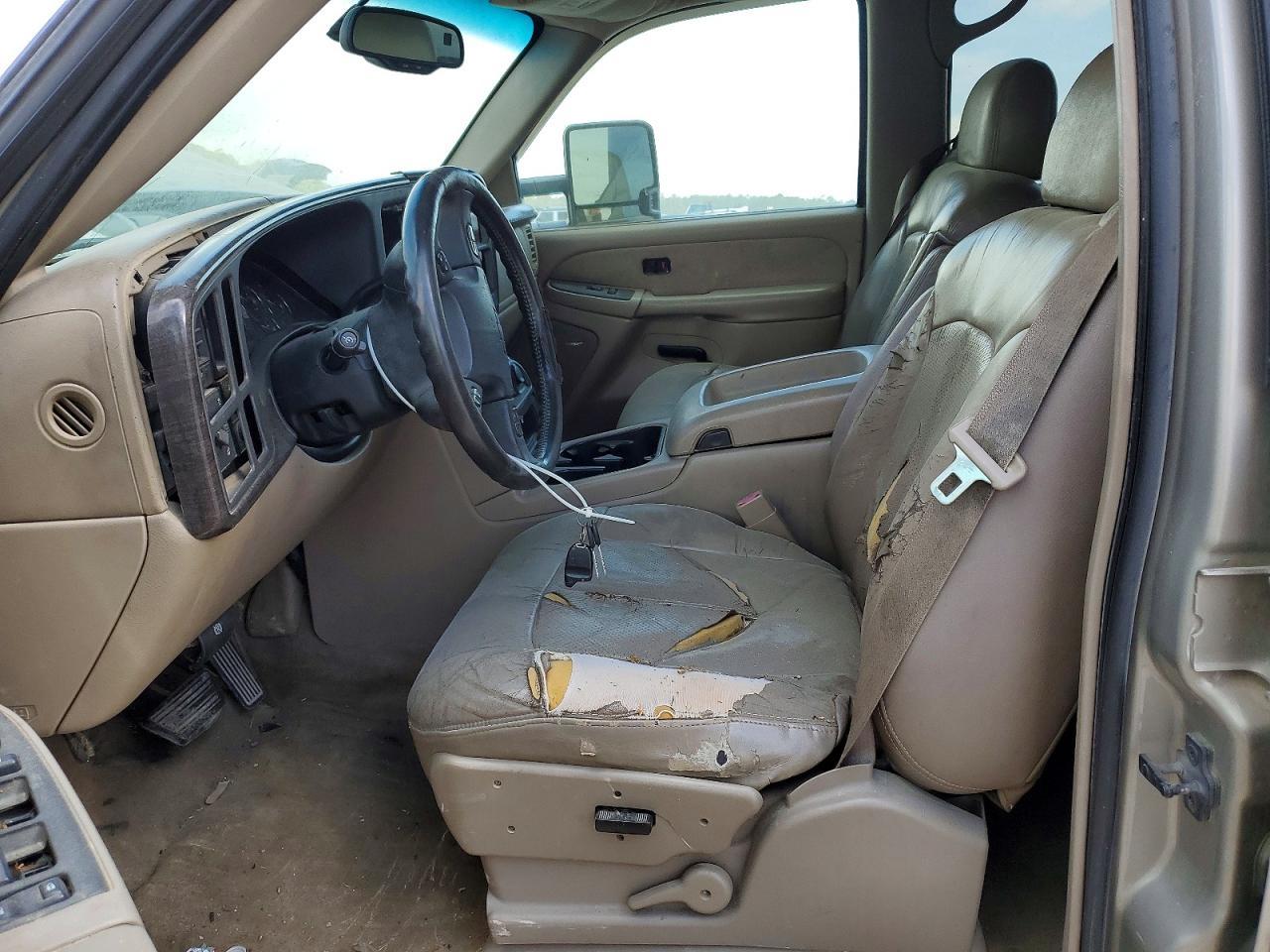 2004 Chevrolet Silverado C2500 Heavy Duty