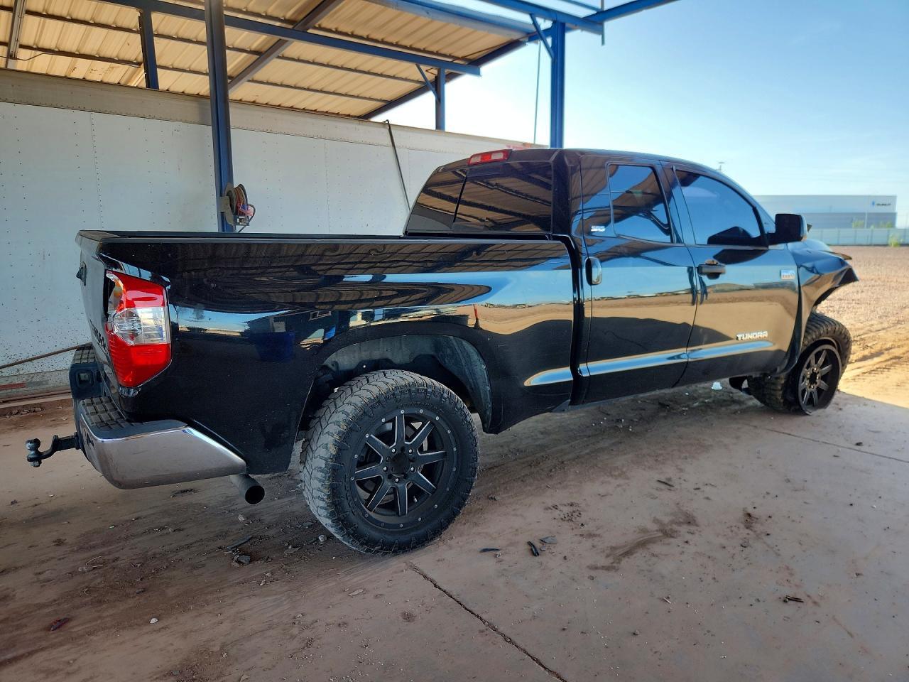 2014 Toyota Tundra SR5