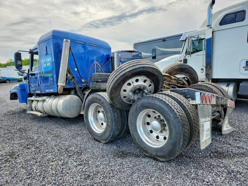 2016 Mack 600 CHU600