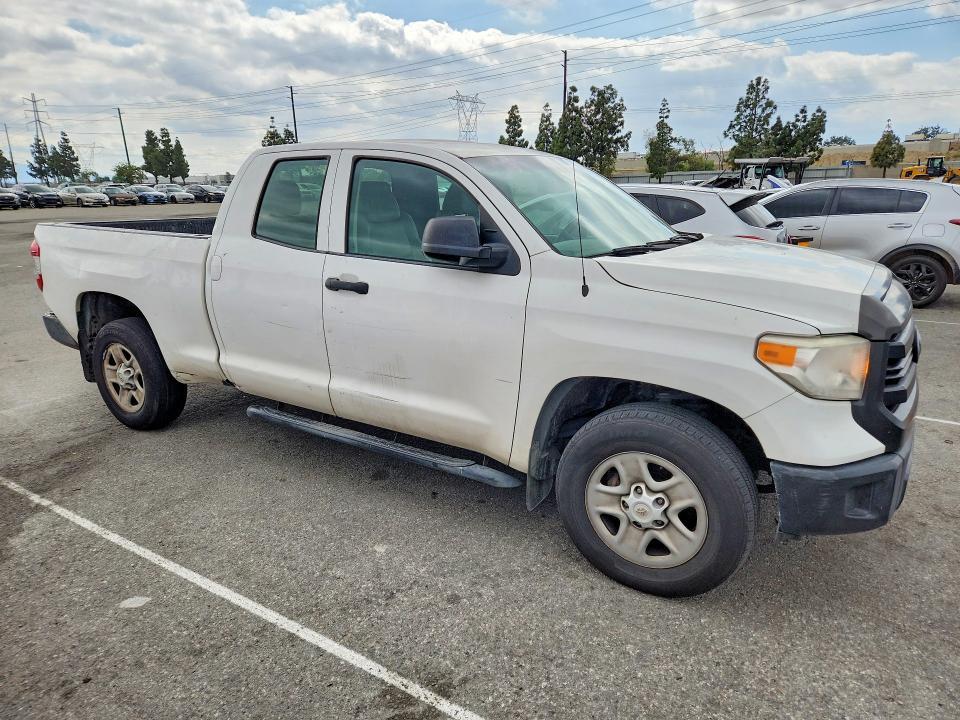 2015 Toyota Tundra SR