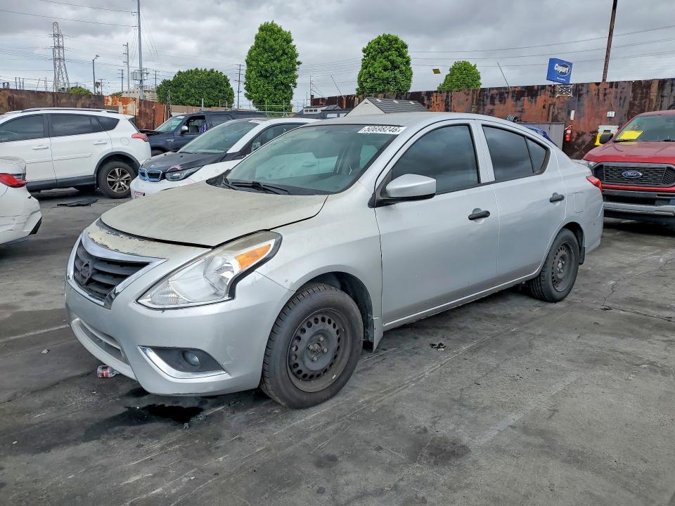 2017 Nissan Versa 1.6 s Plus