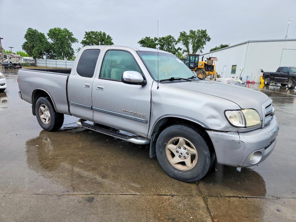 2004 Toyota Tundra SR5