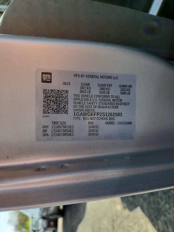 2025 Chevrolet Express G2500 LS