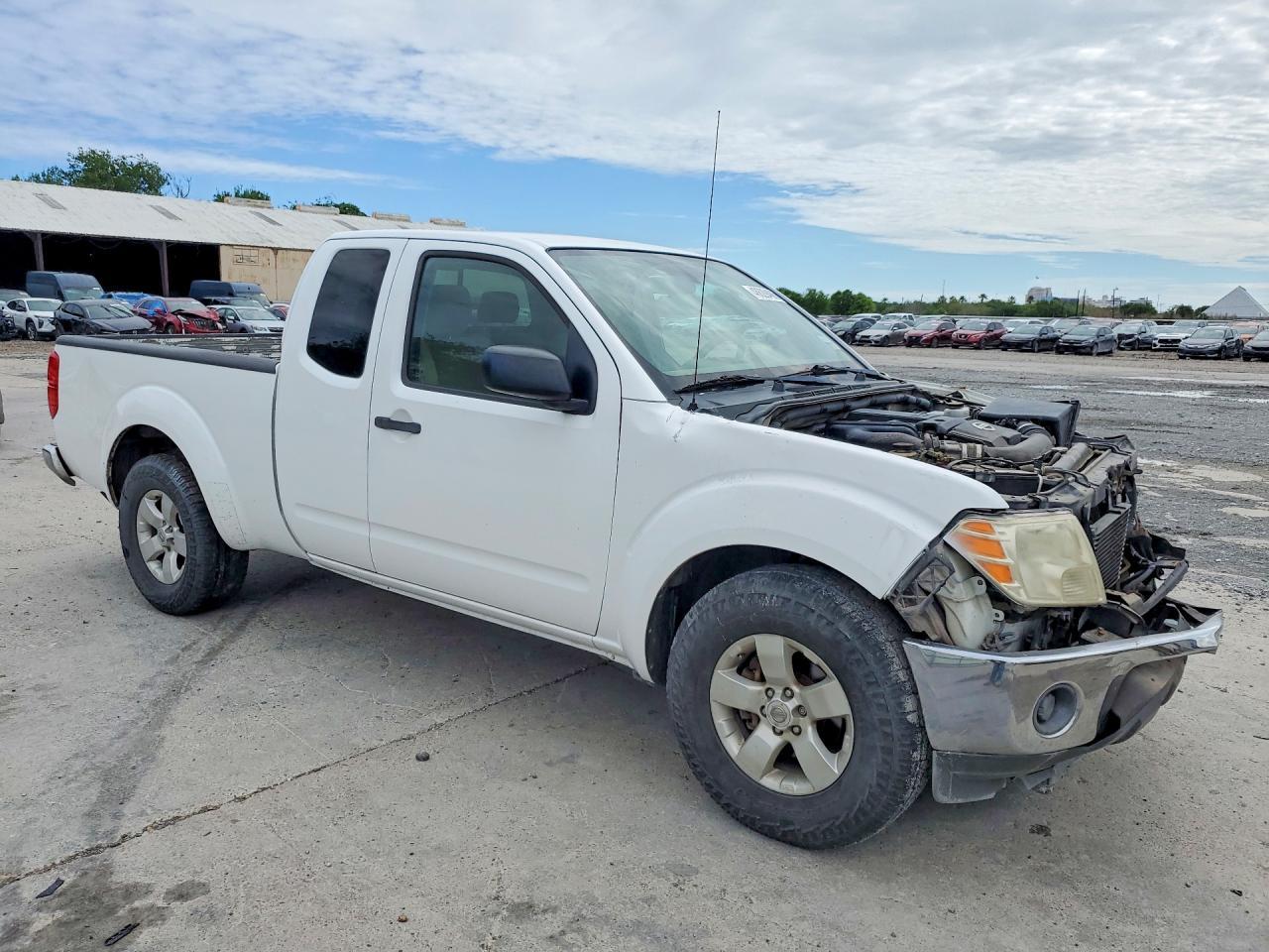 2011 Niss Frontier