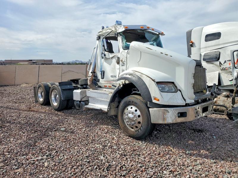 2020 International HX615 Semi Truck