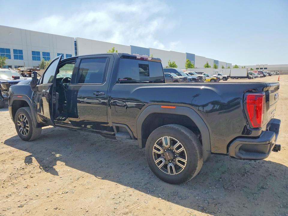 2023 GMC Sierra K2500 AT4
