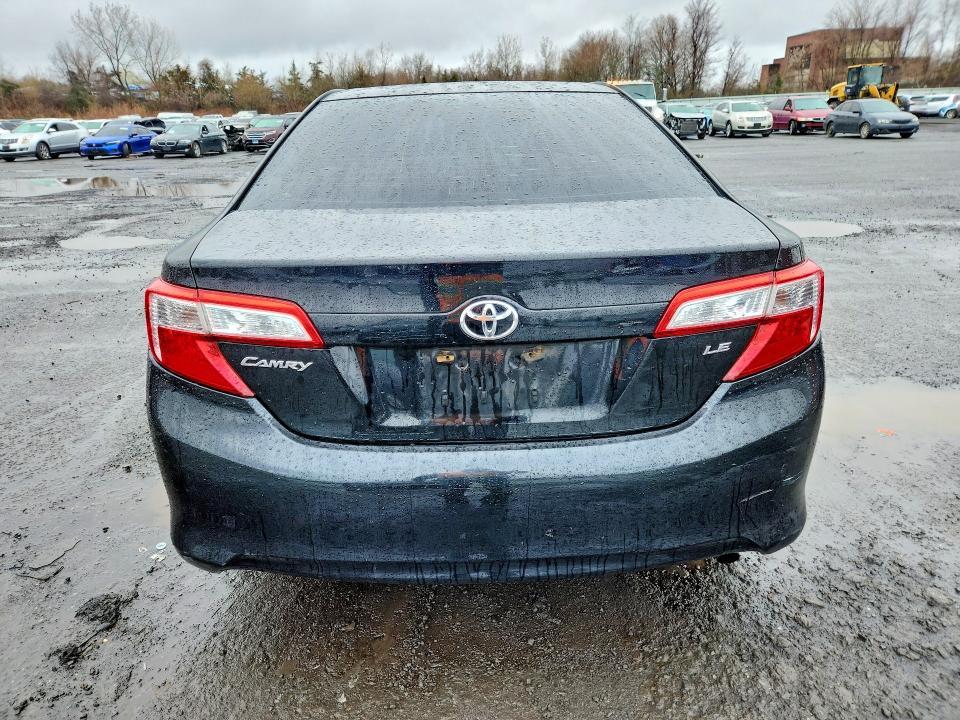 2012 Toyota Camry le